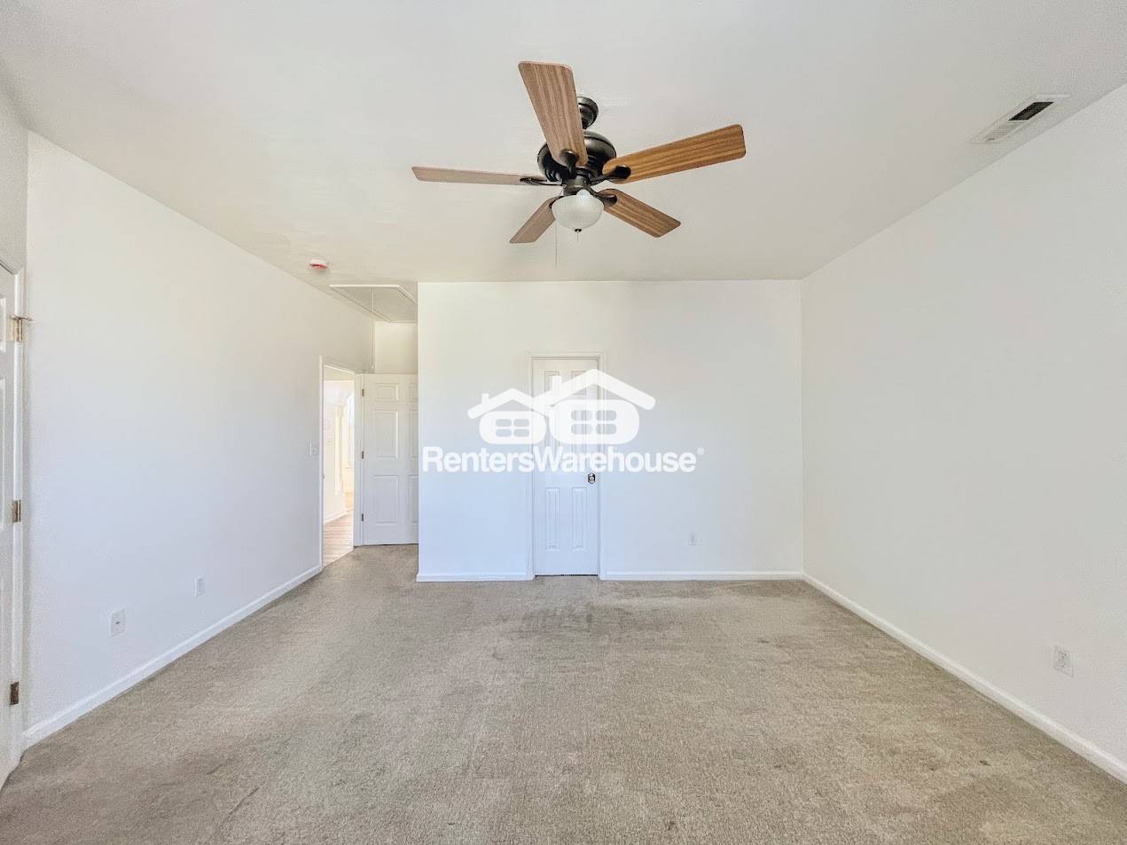 Building Photo - 1405 Church St