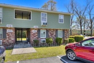 Building Photo - 325B Verdery Dr