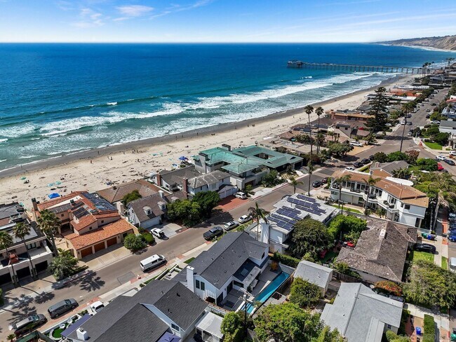 Building Photo - 8471 El Paseo Grande