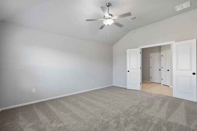 Building Photo - 145 Hackberry Ln