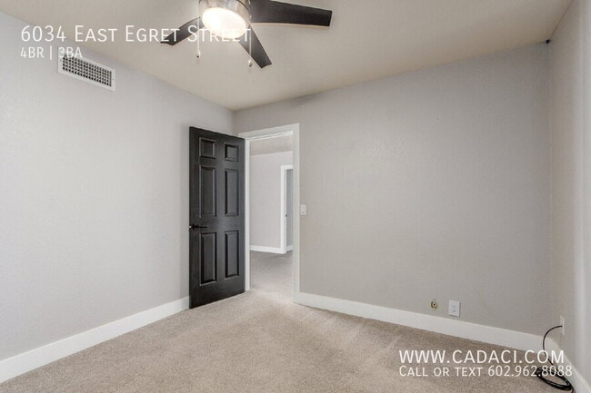 Building Photo - 6034 E Egret St