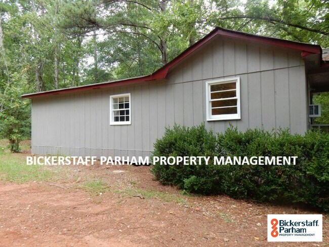 Building Photo - 941 Lee Road 424