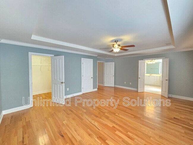 Building Photo - 4838 Whitner Dr