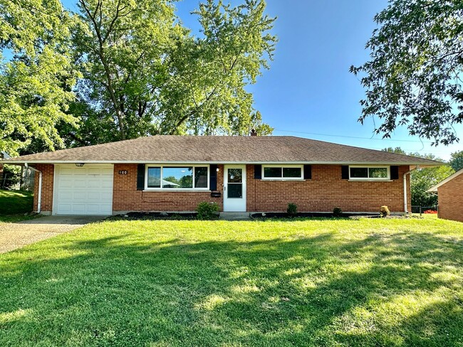 Primary Photo - 400 Henrich Dr