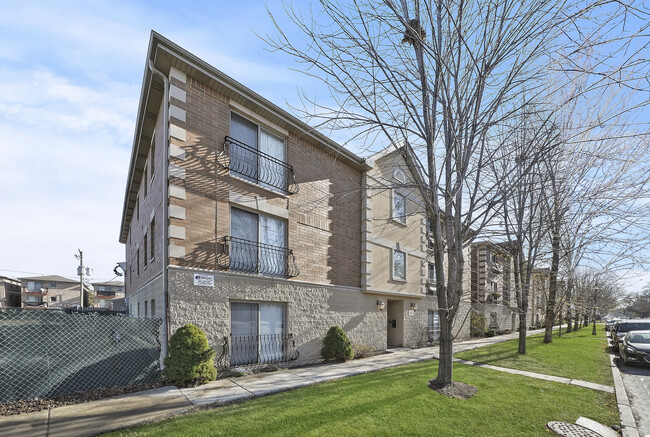 Building Photo - 3423 Ridgeland-304