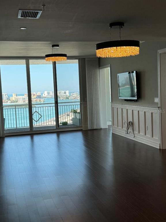 Building Photo - 331 Cleveland St