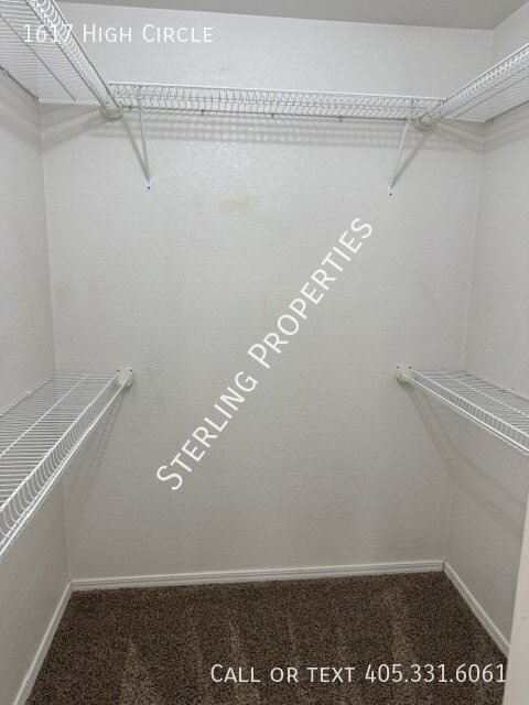 Building Photo - 1617 High Cir