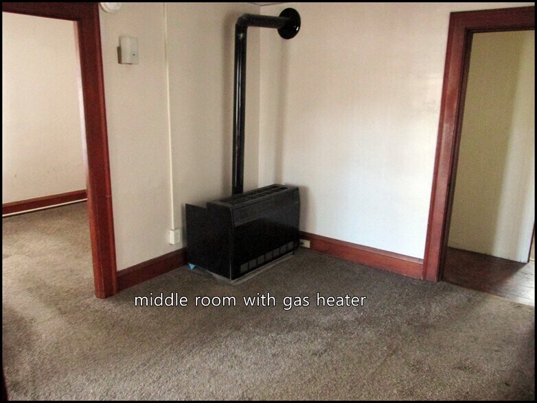 Building Photo - 132 N Winooski Ave