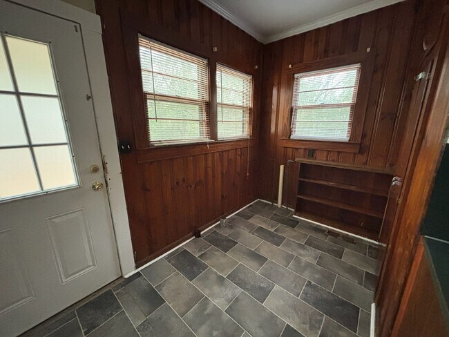 Building Photo - Located On Forrest Road!! LEASE OPTIONS: 12 Months or 24 Months Leases Only