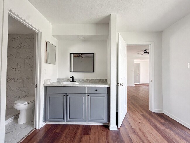 Building Photo - 12779 Enchanted Path Dr