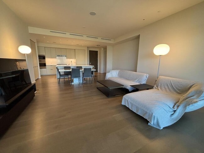 Primary Photo - 1388 Ala Moana Blvd