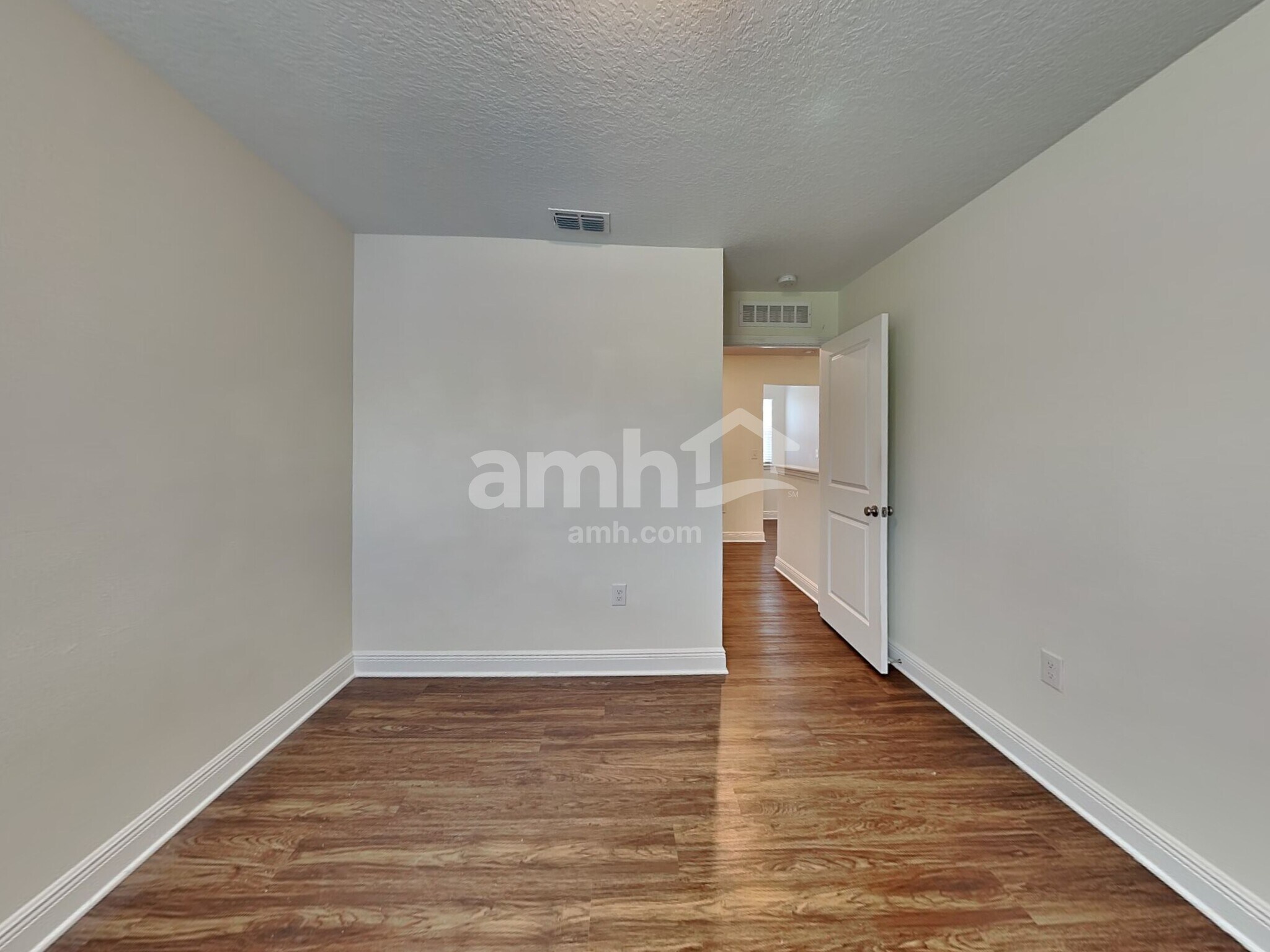Building Photo - 20331 Calla Lily Dr