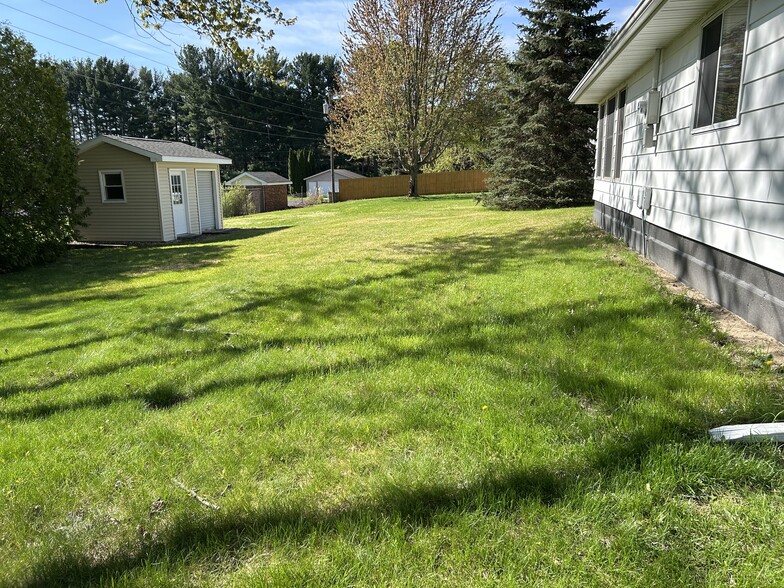 Back Yard - 3383 Locust Ln