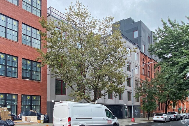 Building Photo - 249 N 5th St