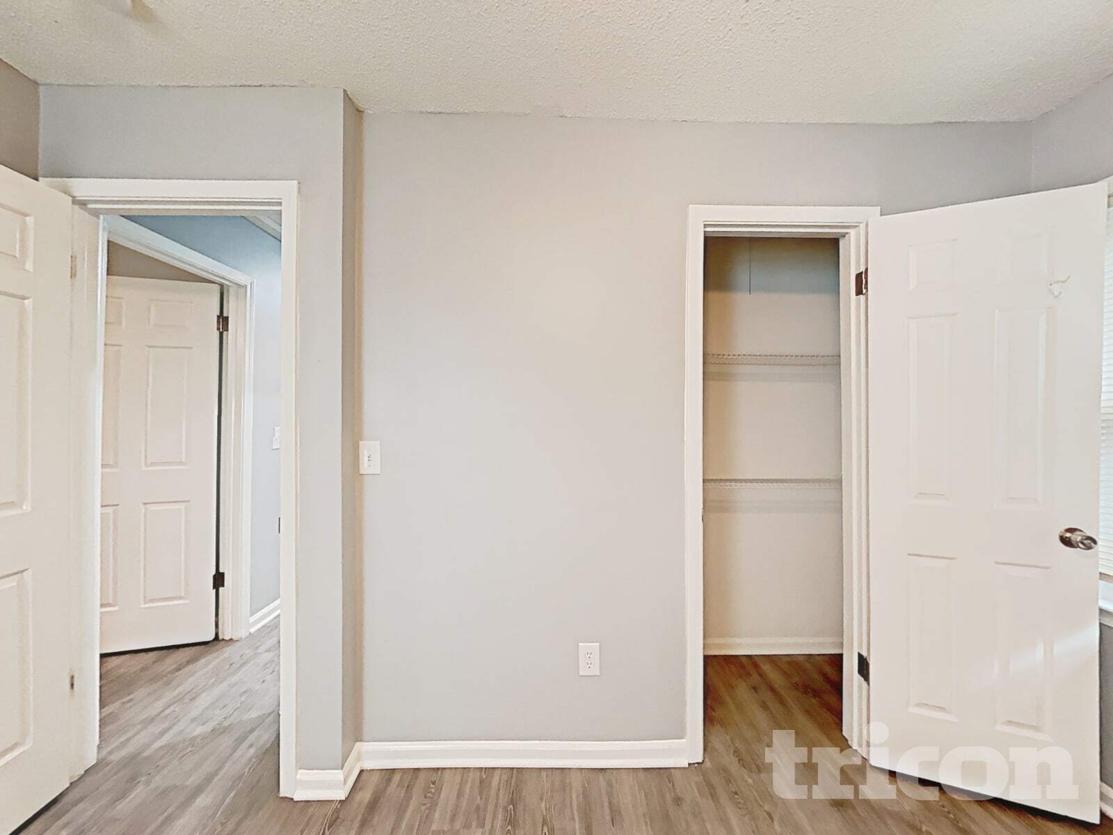 Building Photo - 308 Kenton Dr