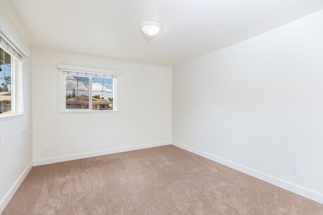Building Photo - 92-1067 Koio Dr