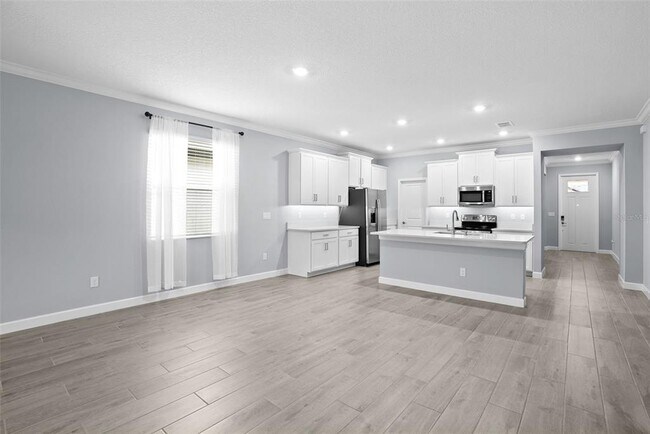 Building Photo - 16819 Shell Bay Dr