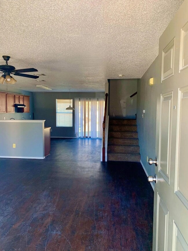 Building Photo - 2944 Pima Ln