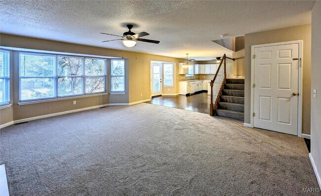 Building Photo - 1226 Grand Canyon Dr