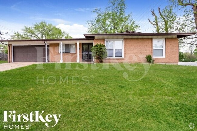 Building Photo - 3310 Hambletonian Dr