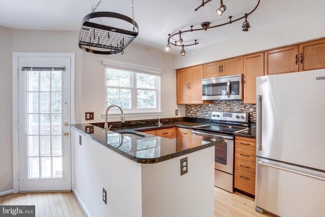 Building Photo - 5728 Evergreen Knoll Ct