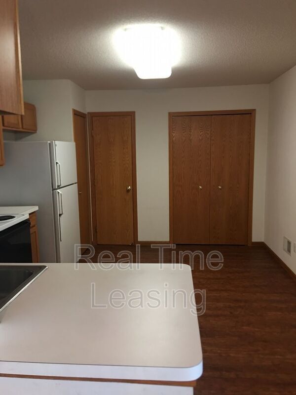 Building Photo - 8997 Scarlet Globe Dr