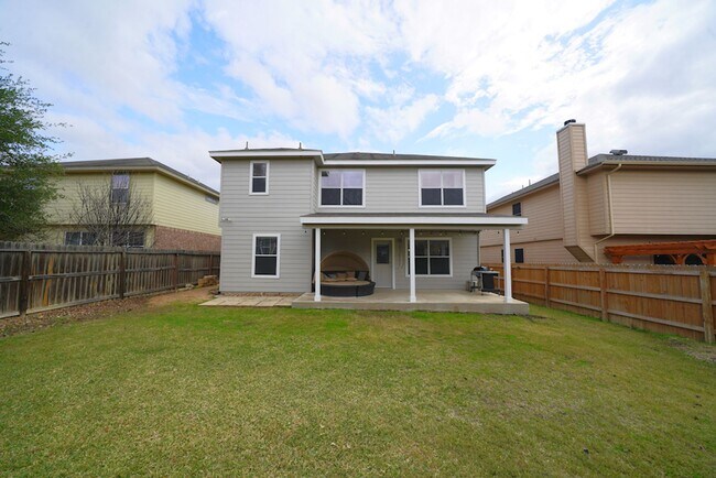 Building Photo - Gorgeous 5 Bedroom Rental in Cibolo! Realtor Commmission: $400