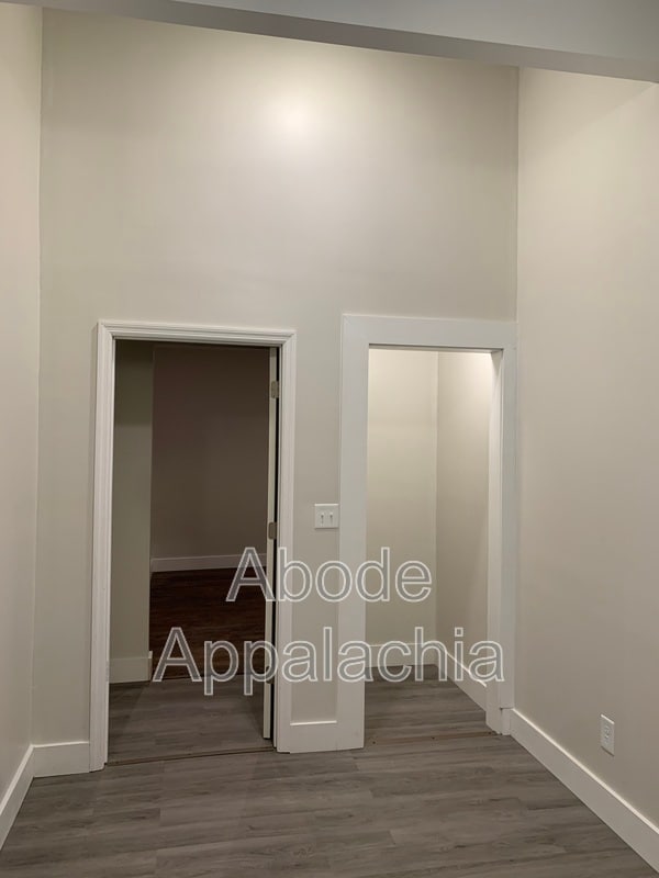 Building Photo - 41 Mullins Hl