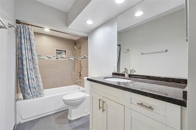 Building Photo - 2175 NE 56th St