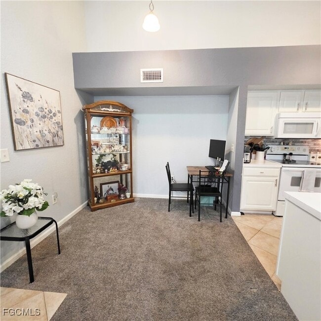 Building Photo - 4121 Residence Drive