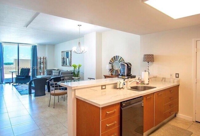 Building Photo - 9066 SW 73rd Ct