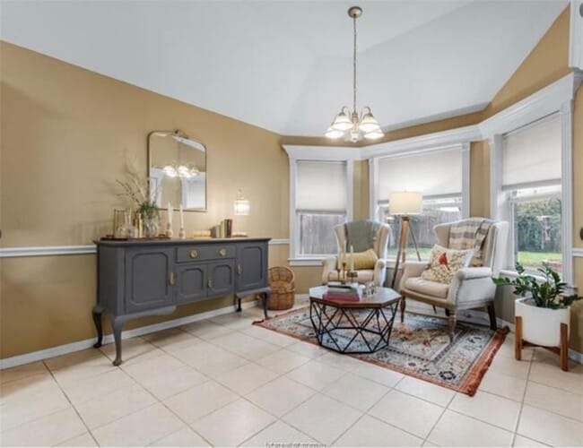 Building Photo - 3818 Dresden Ln