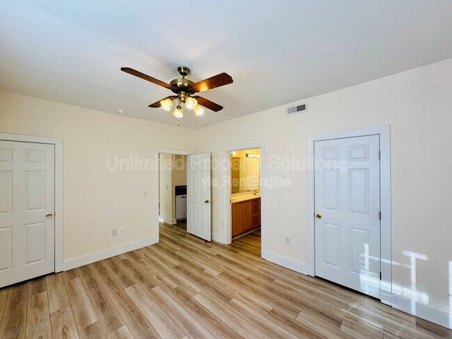 Building Photo - 2306 Wrightsville Ave