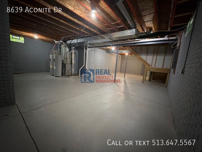 Building Photo - 8639 Aconite Dr