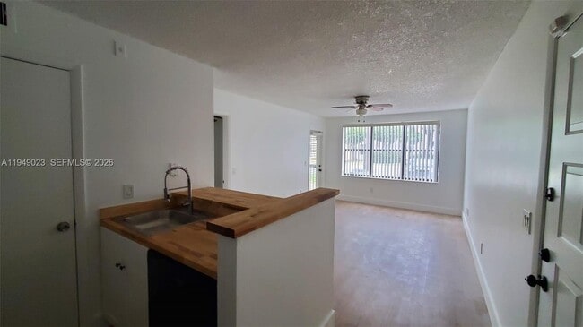 Building Photo - 4581 W McNab Rd