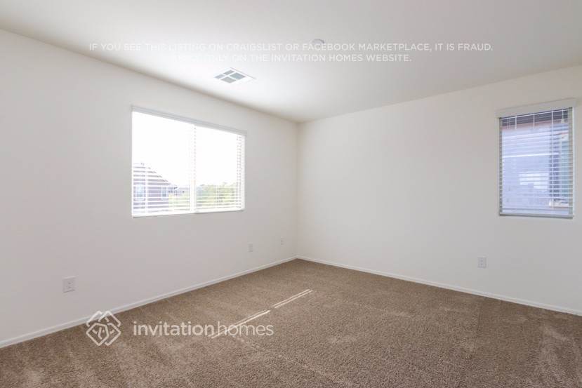 Building Photo - 1285 E Dragon Fly Rd