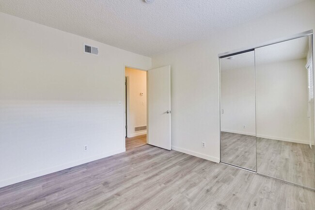 Building Photo - Nicely Refreshed Single Story 4 BR/2BA Great Location in Blossom Valley