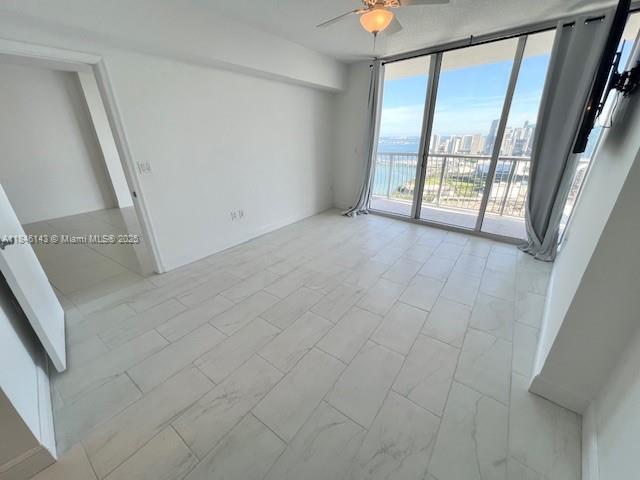 Building Photo - 1750 N Bayshore Dr