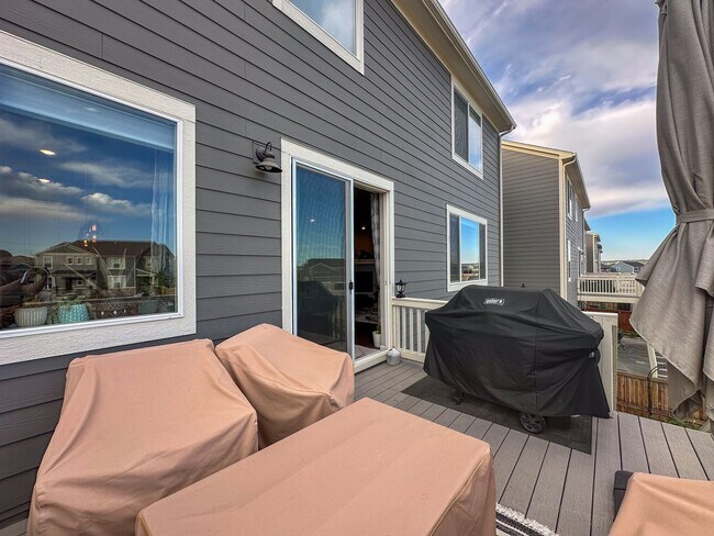 Building Photo - This is what a dream home looks like!