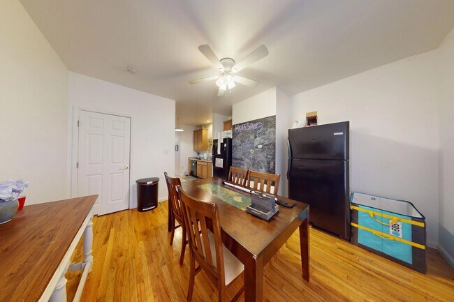 Building Photo - 1713 Arlington St