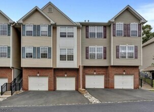 Building Photo - 143 Conover Terrace