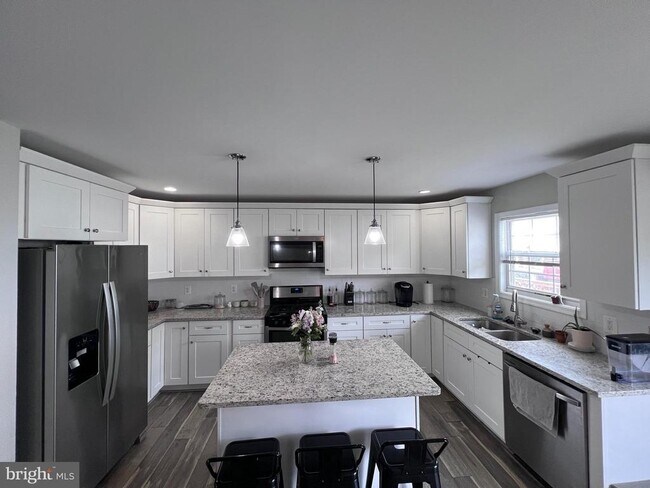 Building Photo - 13593 Gelding Pl
