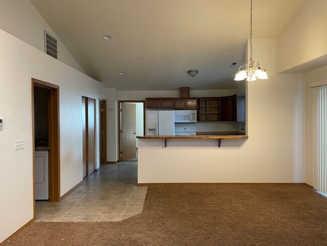 Building Photo - 1209 W Franklin St