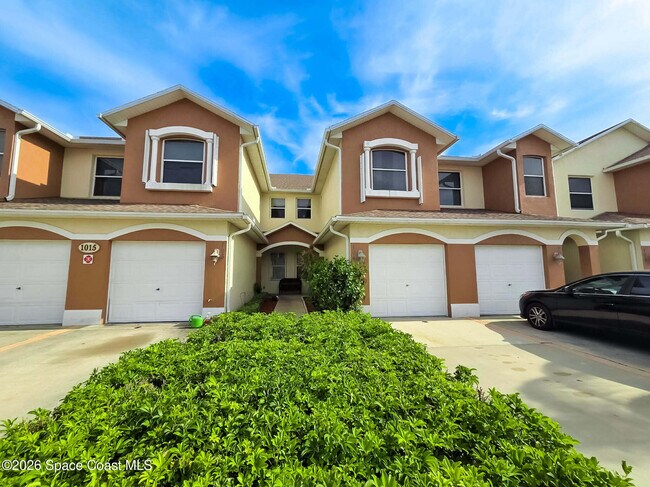 Building Photo - 1015 Venetian Dr