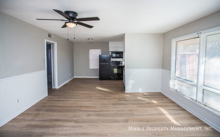 Building Photo - 1923 67th St