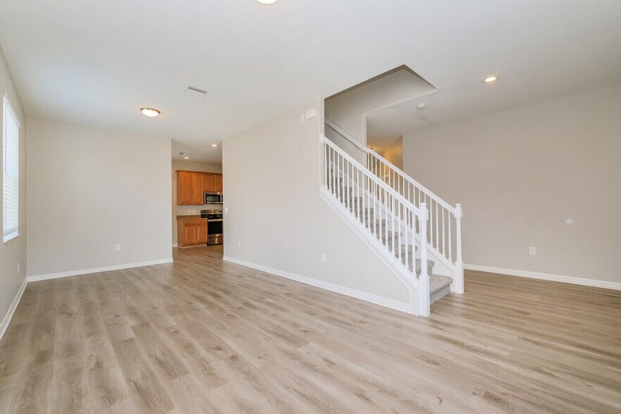 Building Photo - 5729 Sweet William Terrace
