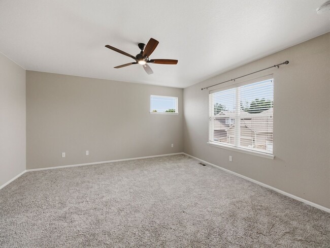 Building Photo - 2304 Winding Dr