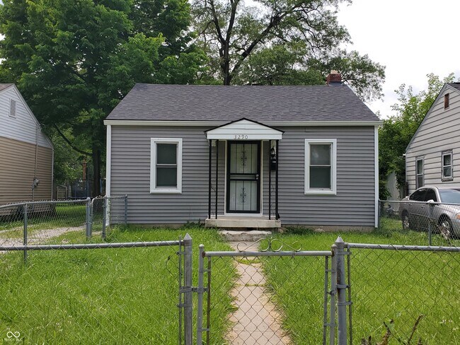 Primary Photo - 3290 Ralston Ave