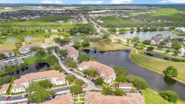 Building Photo - 13815 Fairway Island Dr