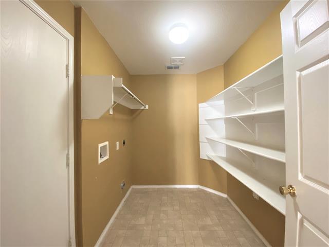 Building Photo - 9209 Centennial Dr
